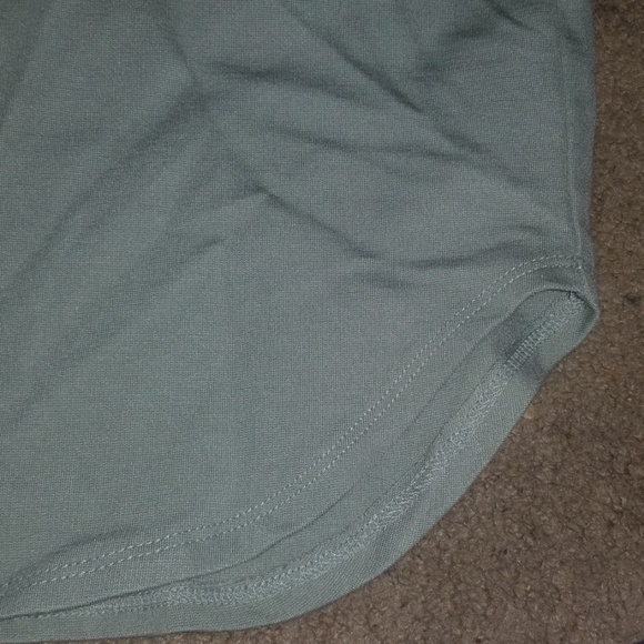 Skirt - Picture 2 of 3